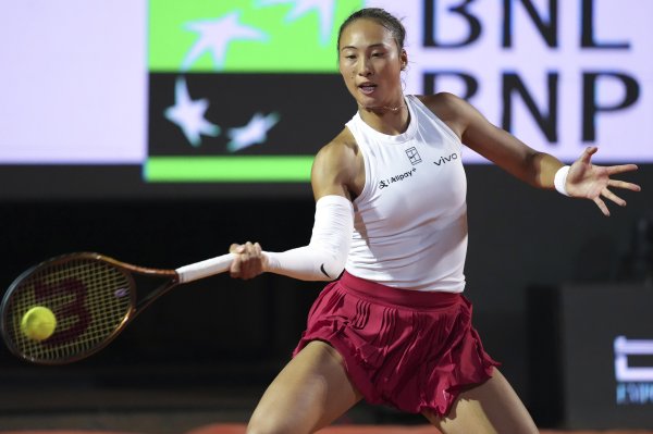 速盈所 郑钦文收获罗兰加洛斯7连胜，去年奥运会6连胜夺冠